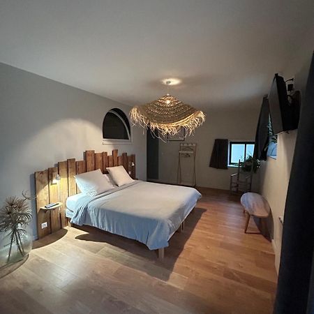Chambres D'Hotes De La Pilatiere Persac Екстер'єр фото