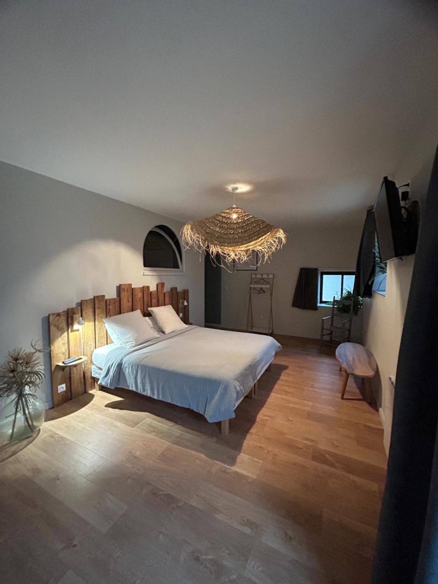Chambres D'Hotes De La Pilatiere Persac Екстер'єр фото