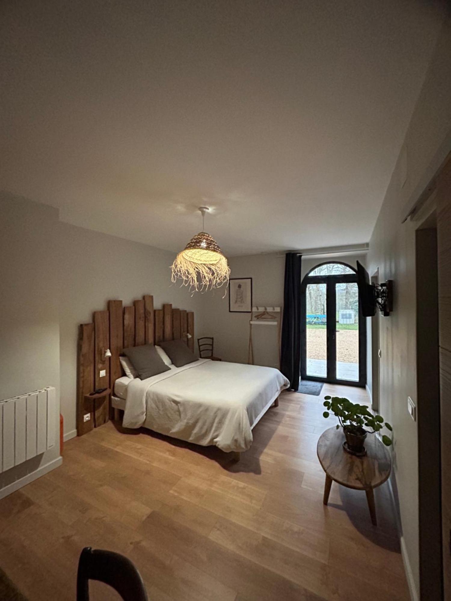 Chambres D'Hotes De La Pilatiere Persac Екстер'єр фото